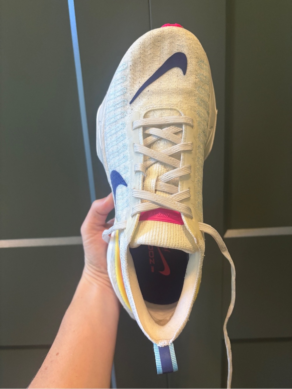 Nike ZOOMX Invincible Run Flyknit 3 Women!: Running Shoes 7 - Picture 8 of 11